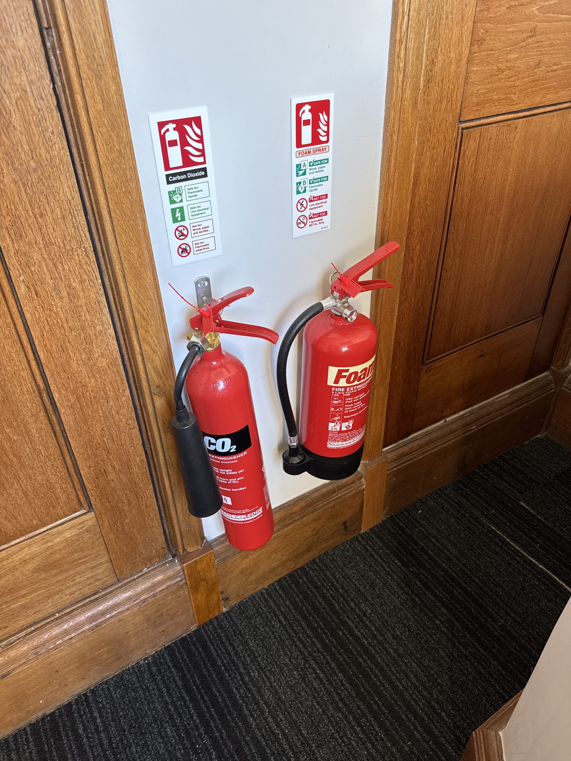 Fire extinguishers serviced by Advantage Technical Services to BS 5306-3